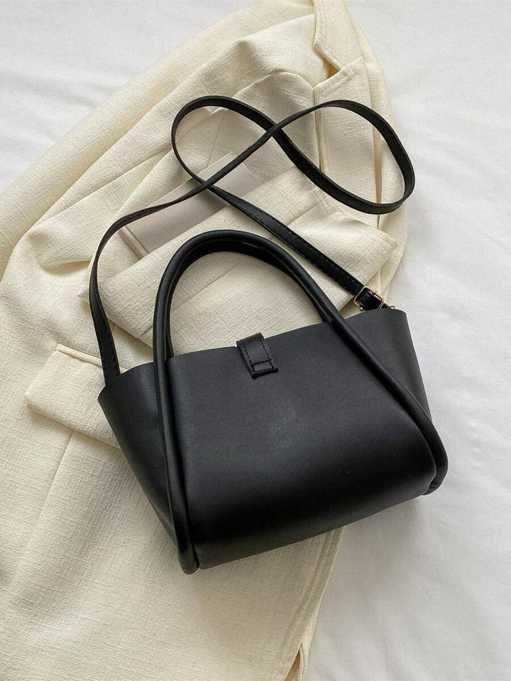 Women's handbag versatile