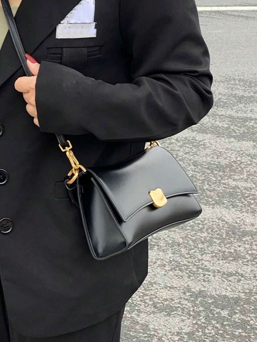 Women’s Minimalist Bag