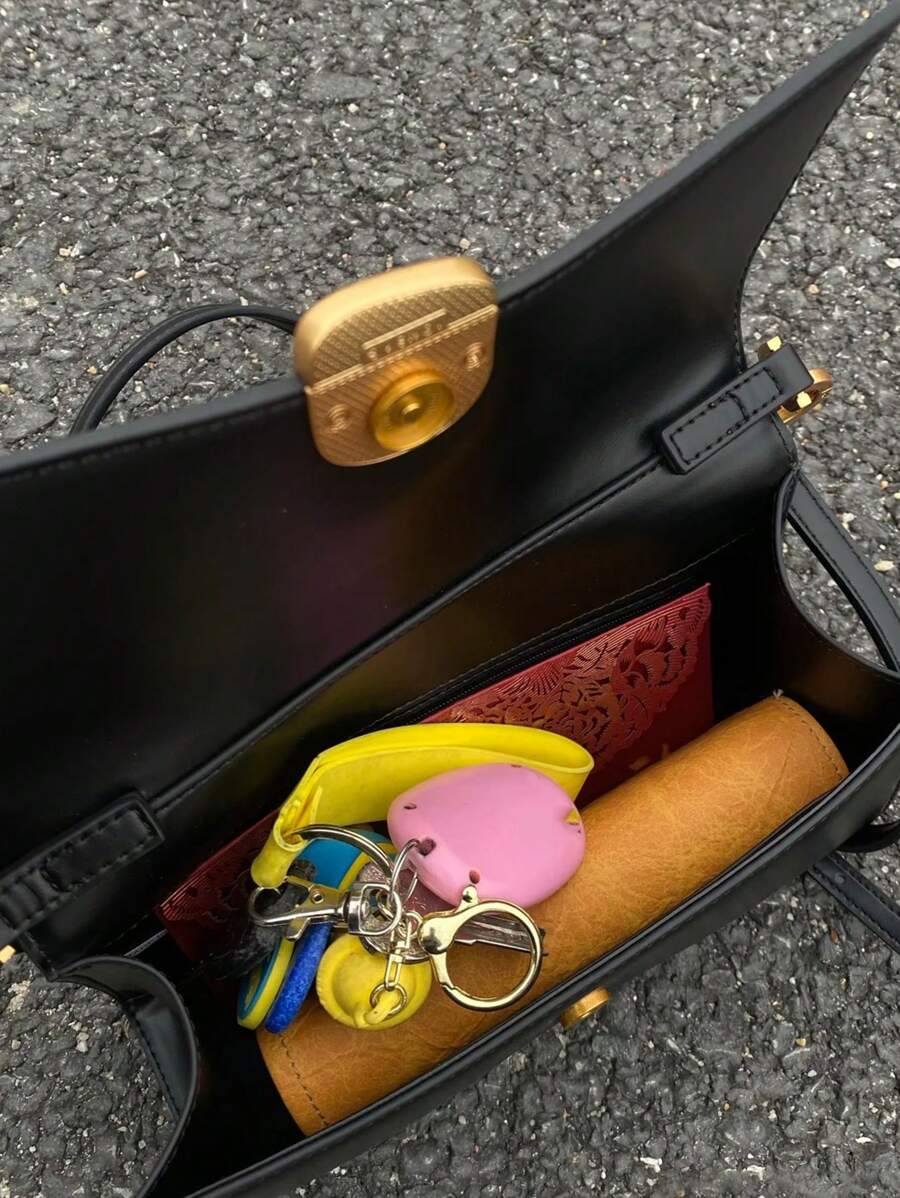 Women’s Minimalist Bag