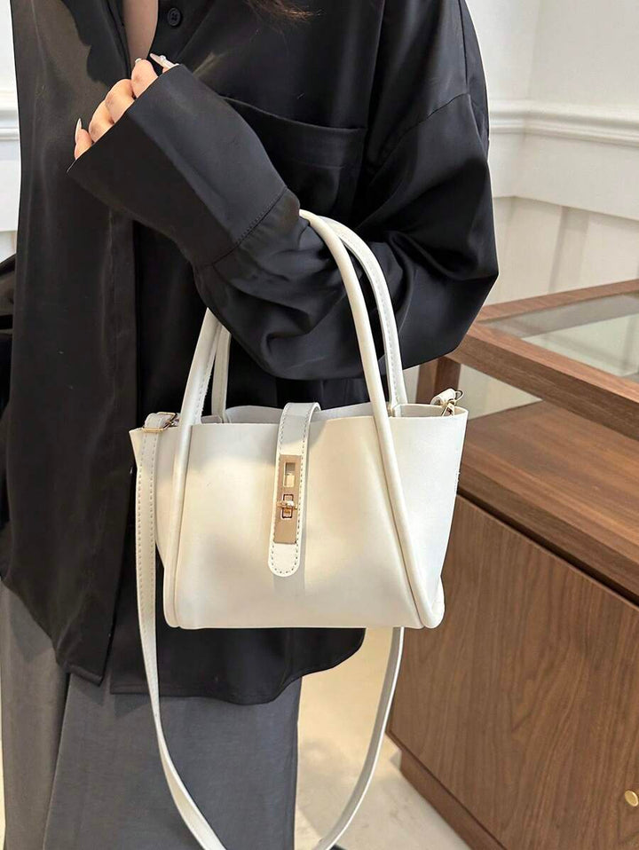 Women's handbag versatile