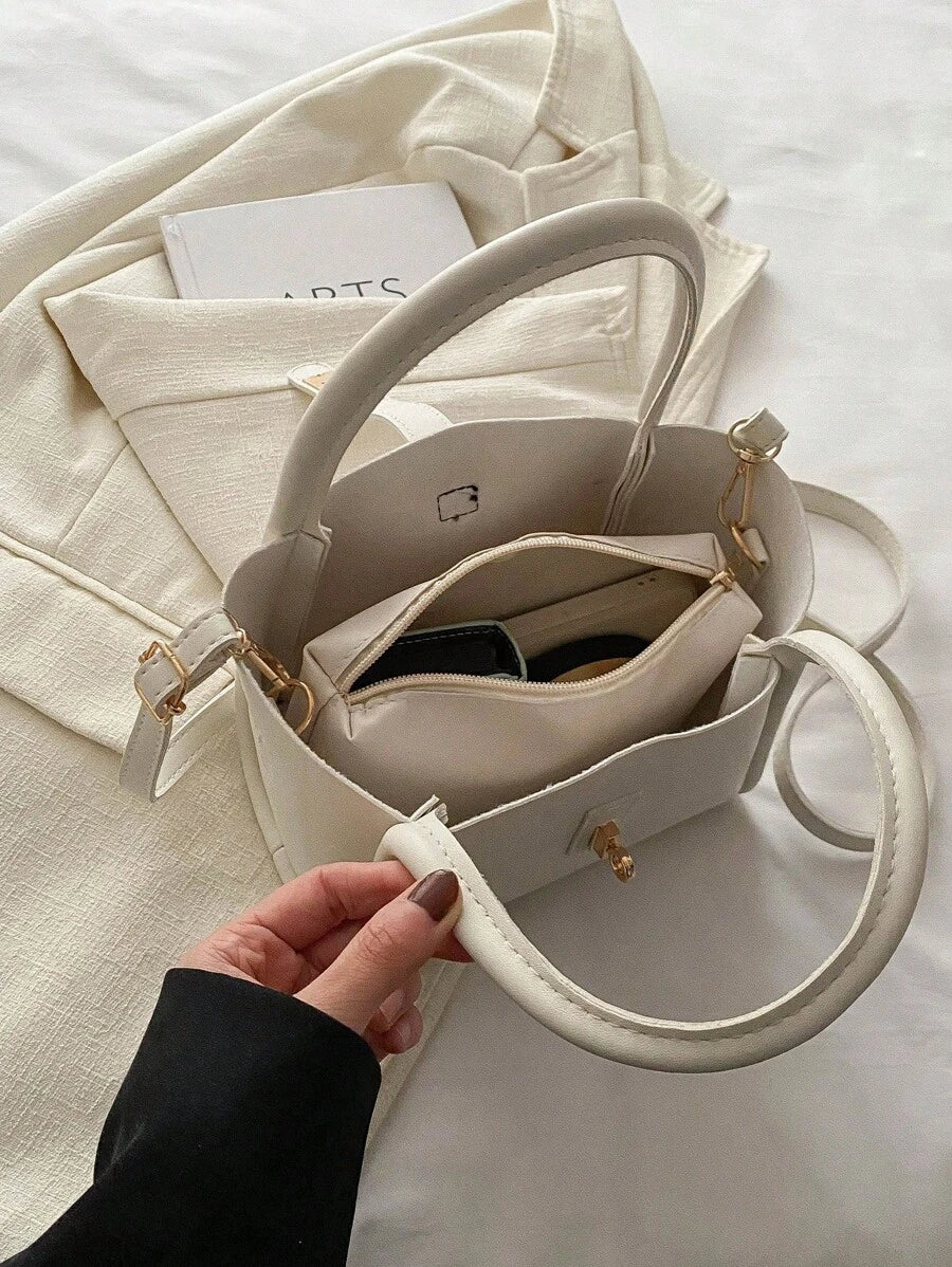 Women's handbag versatile