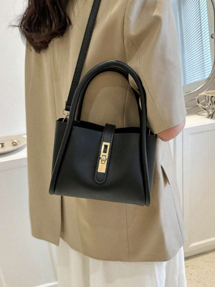 Women's handbag versatile