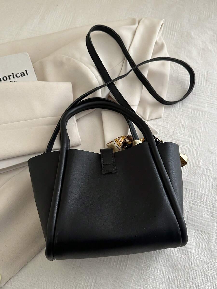 Women's handbag versatile