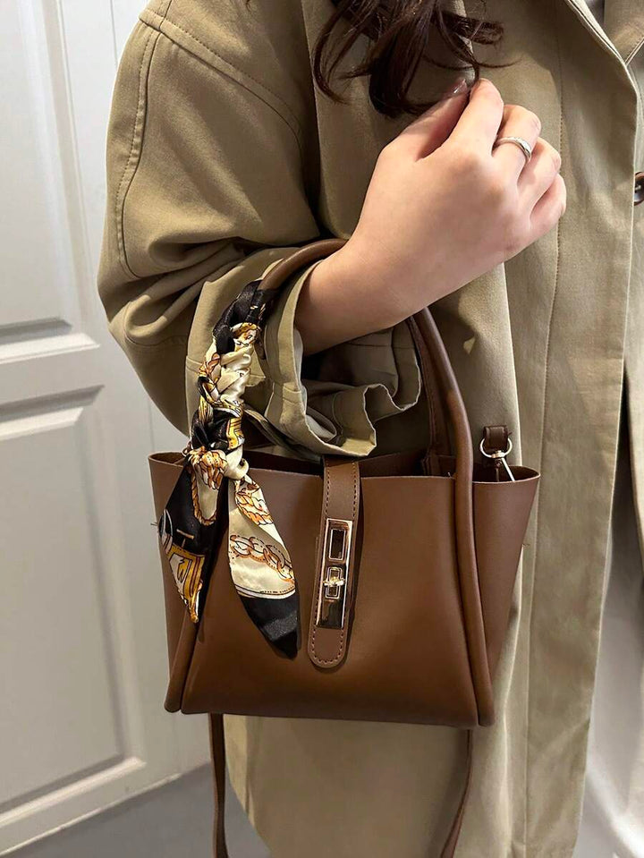 Women's handbag versatile