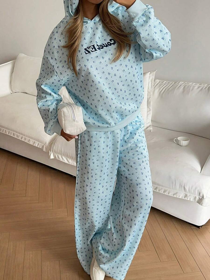 Women’s Relaxed Fit Hoodie