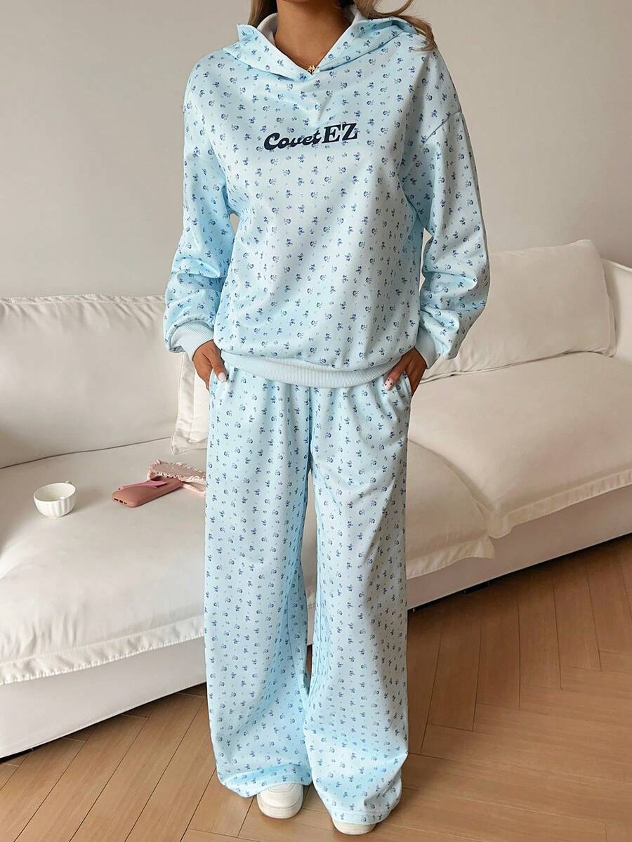 Women’s Relaxed Fit Hoodie