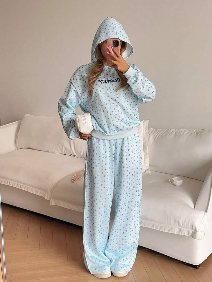 Women’s Relaxed Fit Hoodie