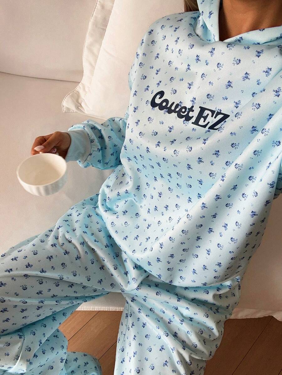 Women’s Relaxed Fit Hoodie