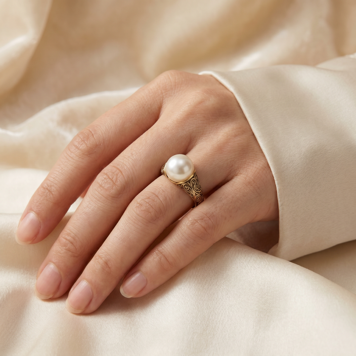 Timeless Vintage Pearl Gold Ring