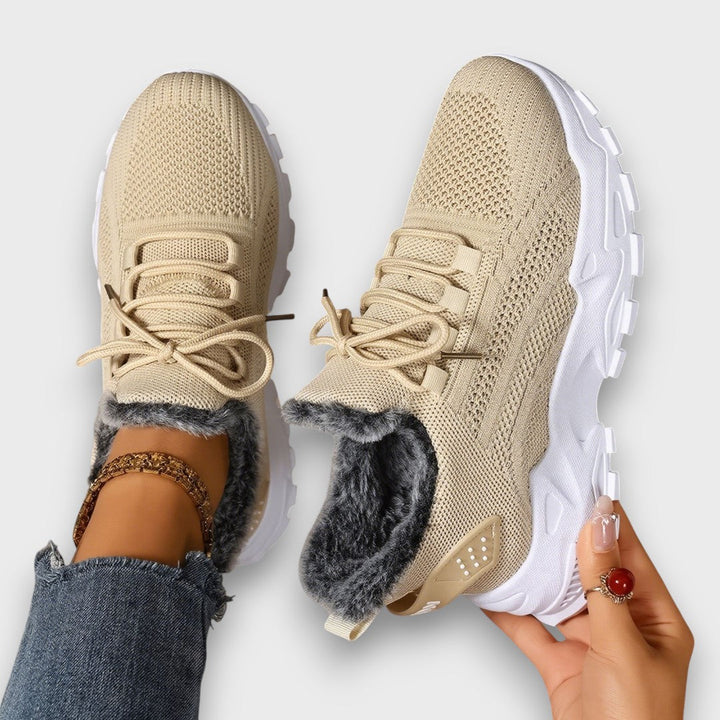 Betty – Comfortable Lace-Up Winter Sneakers